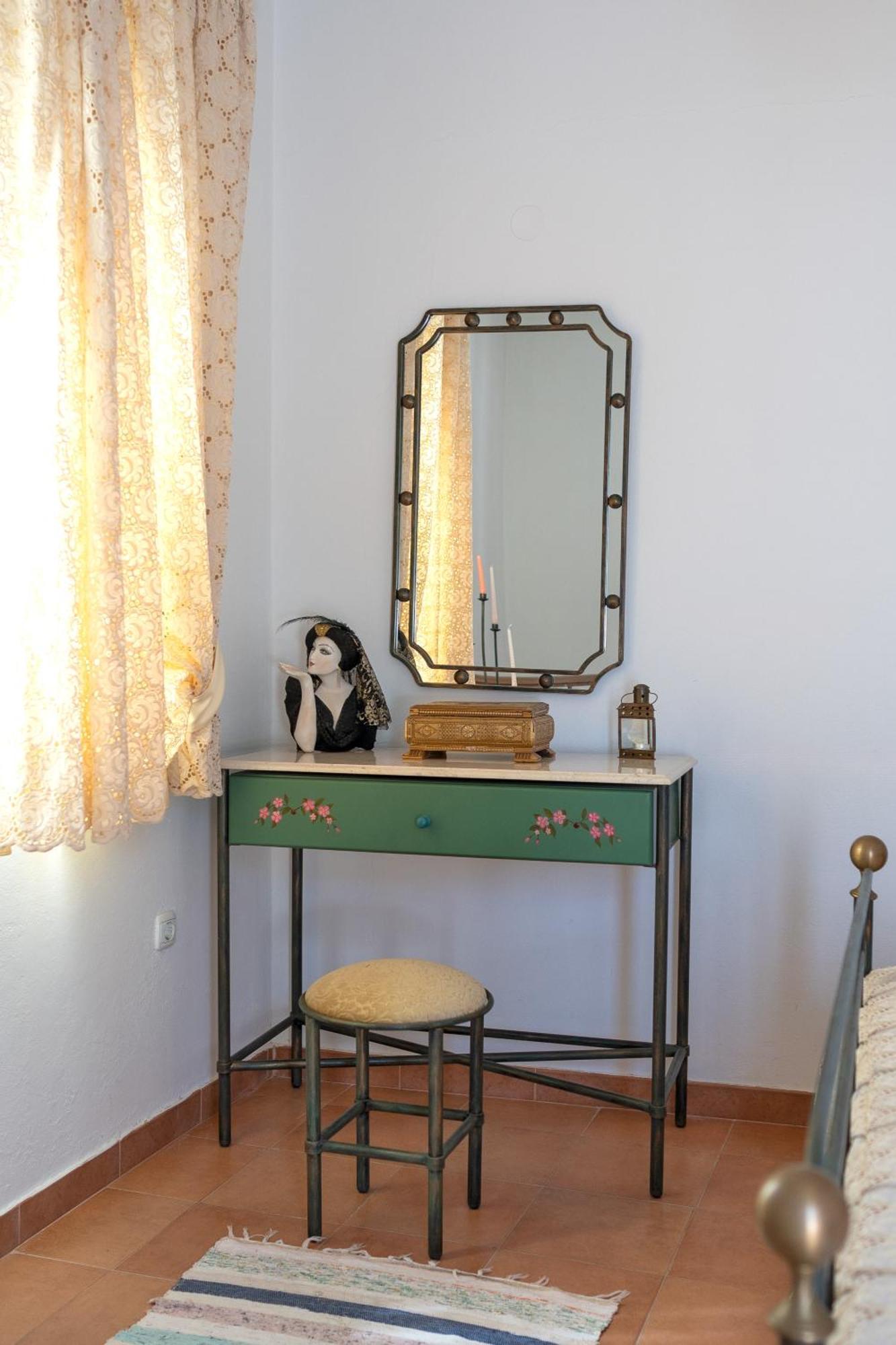 ラクハニア Irene'S Houseゲストハウス エクステリア 写真